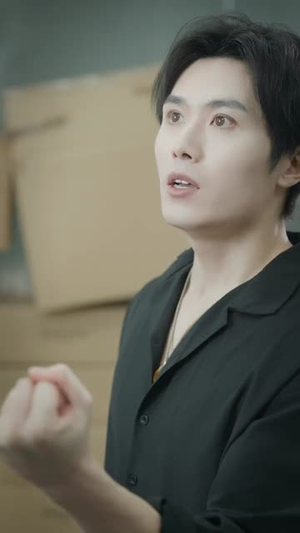 两界穿梭:我用泡面换黄金(72集) 两界穿梭:我用泡面换黄金(72集)短剧经典全集任你选