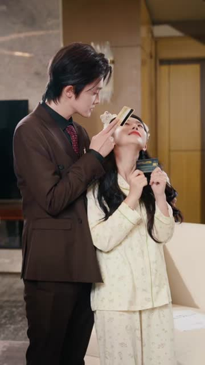 闺蜜齐穿变炮灰,嫁反派,改命运(82集) 闺蜜齐穿变炮灰,嫁反派,改命运(82集)短剧全系列免费畅享