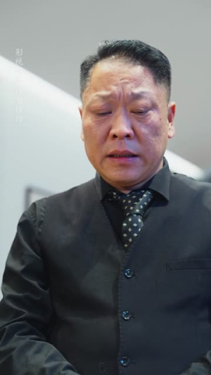 重生后我被恋爱脑缠上了(60集) 重生后我被恋爱脑缠上了(60集)短剧全集幕后花絮版