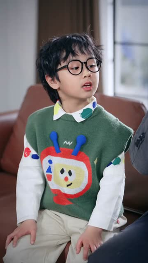 五年后,她带着三个幼崽回归(80集) 五年后,她带着三个幼崽回归(80集)短剧全系列免费畅享