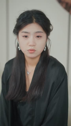 我盯上他的女人(75集) 我盯上他的女人(75集)短剧全集投屏大屏看