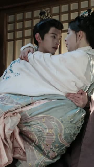 穿成侯门主母,我成了京圈白月光(79集) 穿成侯门主母,我成了京圈白月光(79集)短剧宝藏全集限免看