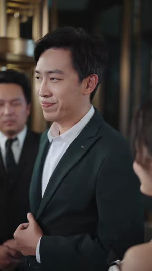 这个神医有点狂(80集) 这个神医有点狂(80集)短剧全集特惠限时看