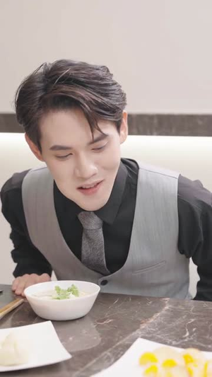 姜小姐又飒又茶（60集）短剧全集无删完整版