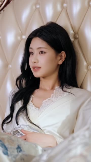 人前不熟！人后热吻（111集）短剧限免全集任你点