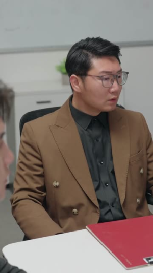 摊牌了，装残厂妹是女总裁（56集）短剧热播全集免费追