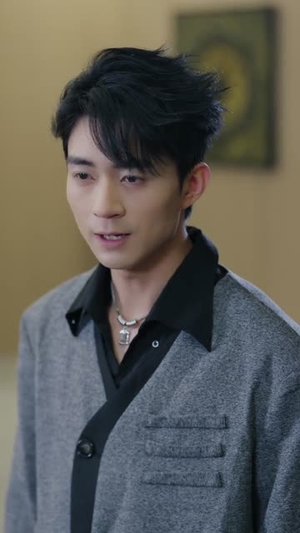 高冷总裁倒追我，校花急哭了（78集）短剧超清全集在线看