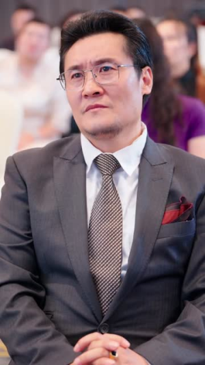 与君契：穿过时间来爱你（73集）短剧全剧终高清放送