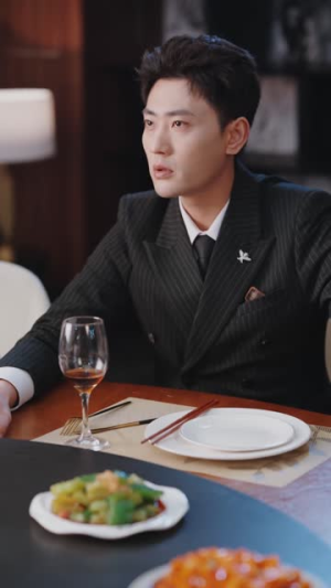 董事长儿子下基层2（70集）短剧全剧终高清放送