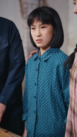 重生六零：渣爸靠盲盒宠哭全家（70集）短剧大结局连更全集