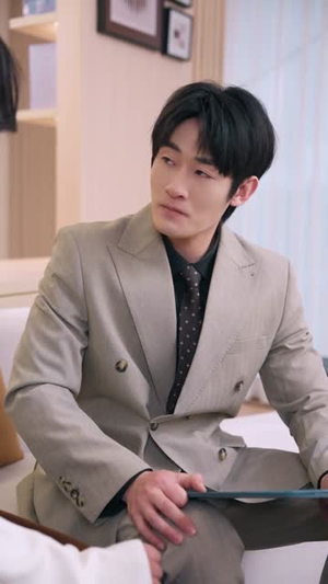 林小姐，你前夫成科研界大佬了（50集）短剧爆款全集在线播