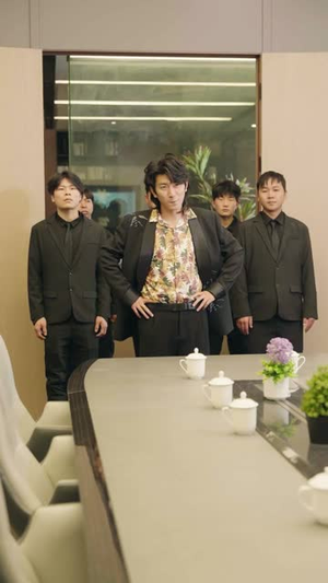 女总裁的无敌小助理（69集）短剧经典全集任你选