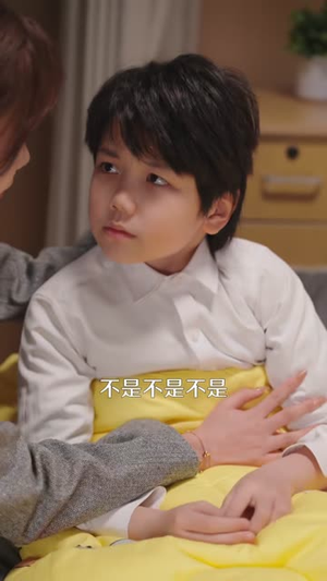 子凭母贵，律师妈咪超给力（65集）短剧合集导演剪辑版