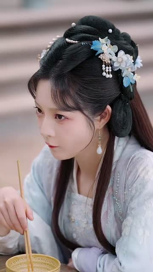 嫁锦衣（70集）短剧全集解锁零收费