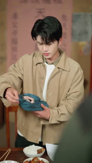 回到八零我能听到古董心声（62集）短剧全集特惠限时看