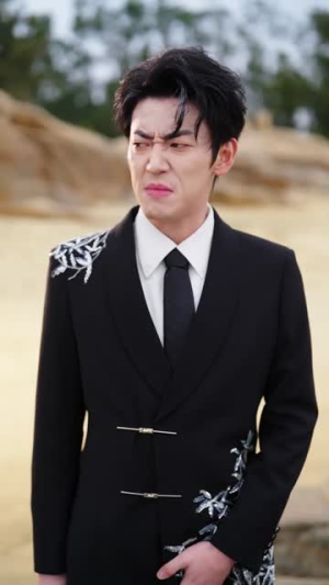 重生成蛇我气哭富二代（66集）短剧全集高清无码版