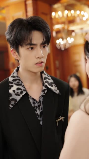 三个反派一个妈，我靠巴掌救全家（64集）短剧全集热力排行榜之一