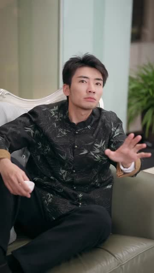 宗主跑路了，我下山卖功法就变强（80集）短剧全集无删完整版