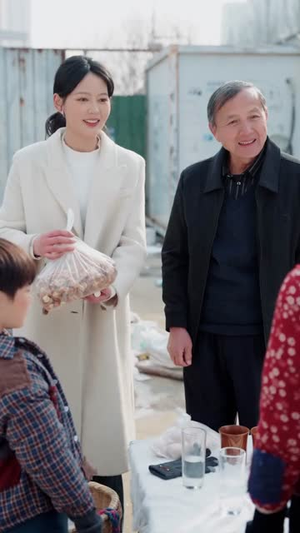 荒年小团子：地窖通现代囤满肉（100集）短剧热映全集免费刷