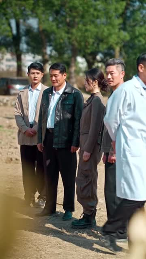 末世种田粮满仓（70集）短剧全集高清完整版