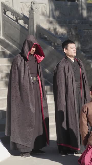收尸人（80集）短剧全剧终高清放送