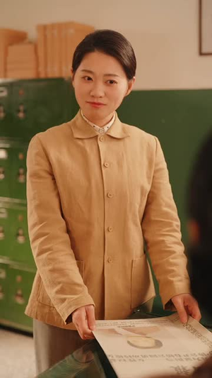 穿成七零霸道婆婆,她路我自登云(80集) 穿成七零霸道婆婆,她路我自登云(80集)短剧全系列永久免费