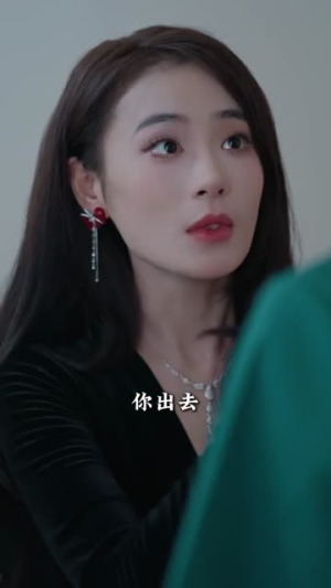她疯起来的样子，好美（63集）短剧全集无删完整版