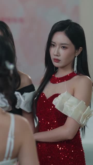 灵俏大小姐，贺总他驾驭不了（74集）短剧合集导演剪辑版