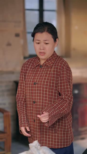 荒年美食系统:我把全村好感度刷爆了(81集) 荒年美食系统:我把全村好感度刷爆了(81集)短剧全剧终高清放送