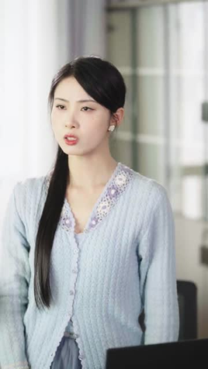 归来后,拆穿白莲花表姐真面目(60集) 归来后,拆穿白莲花表姐真面目(60集)短剧全系列永久免费