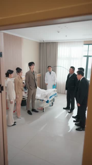 系统觉醒后，废材二小姐华丽逆袭（70集）短剧限免全集任你点