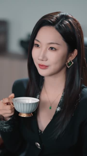 读心后,我休了冰山总裁(60集) 读心后,我休了冰山总裁(60集)短剧全季限免大放送
