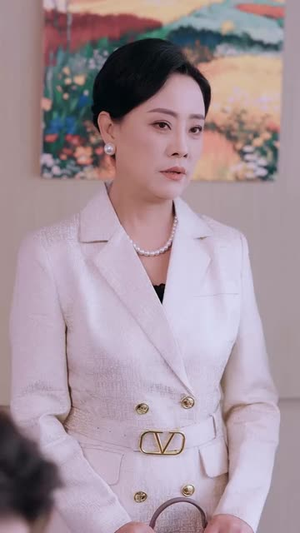 我的司机活了一千年(82集) 我的司机活了一千年(82集)短剧全集投屏大屏看