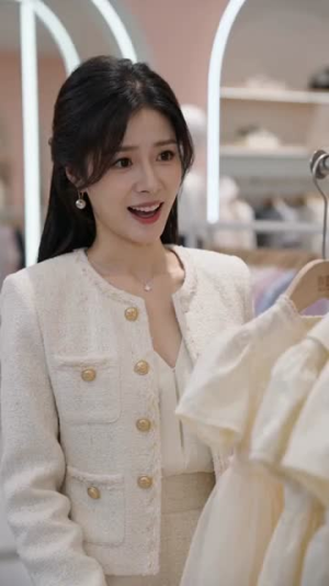 她用鉴定来踩我女儿,却让她自己出了局(33集) 她用鉴定来踩我女儿,却让她自己出了局(33集)短剧宝藏全集限免看
