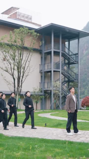 殿主归来：为她横扫世家（76集）短剧终章免费大放送
