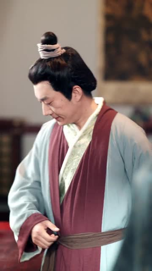 人在大秦，开局劝皇帝造反（103集）短剧大结局连更全集